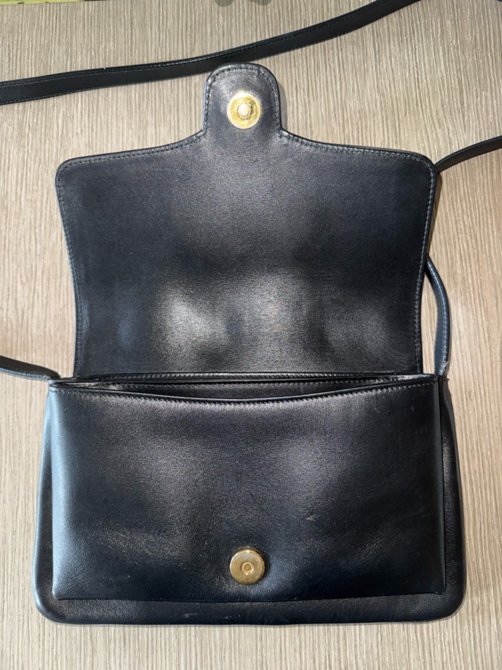 Gucci Arli Double GG Black Leather Shoulder/Crossbody Bag - Picture 8 of 15
